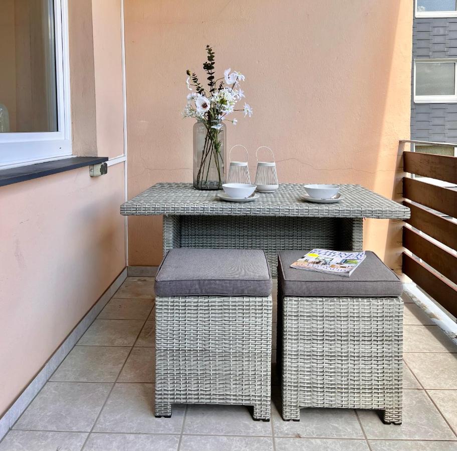 וופרטל Sabe Apartment: Balcony + Free Parking + Netflix מראה חיצוני תמונה